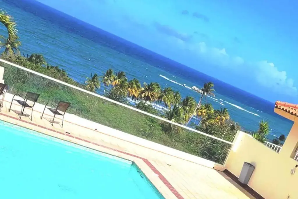 Beachside Famous Resort, Pool, Night Life,Full Ac Playa de Guayanes Apartamento
