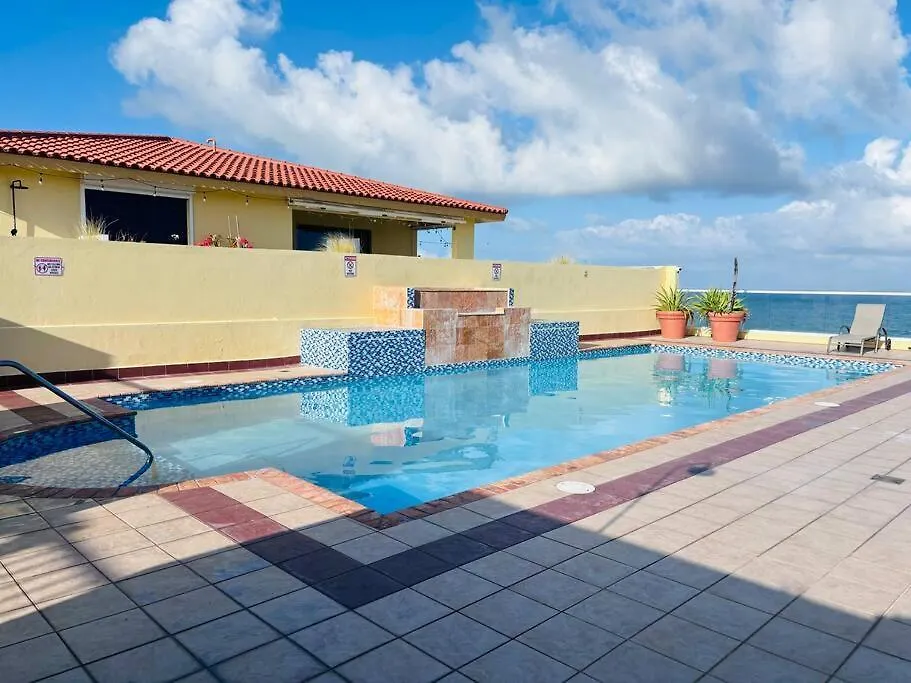 Beachside Famous Resort, Pool, Night Life,Full Ac Playa de Guayanes 0*,